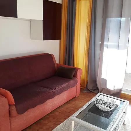 Studio Vue Port *